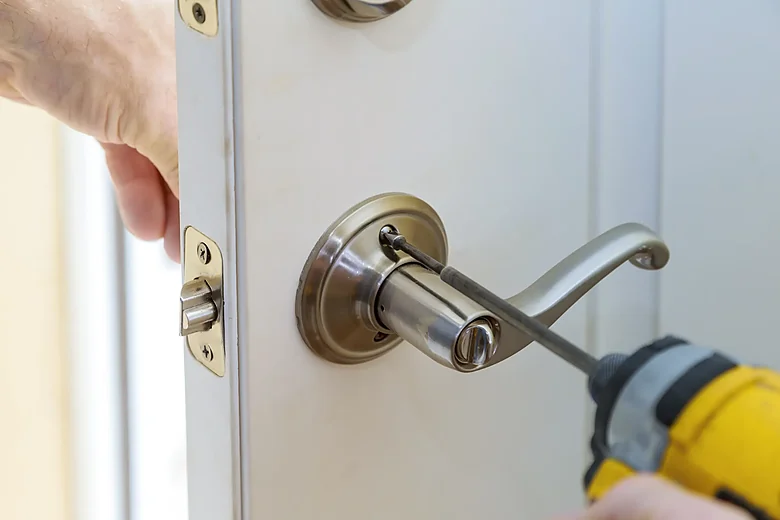 Quality Door Knobs Repair in Edmonton